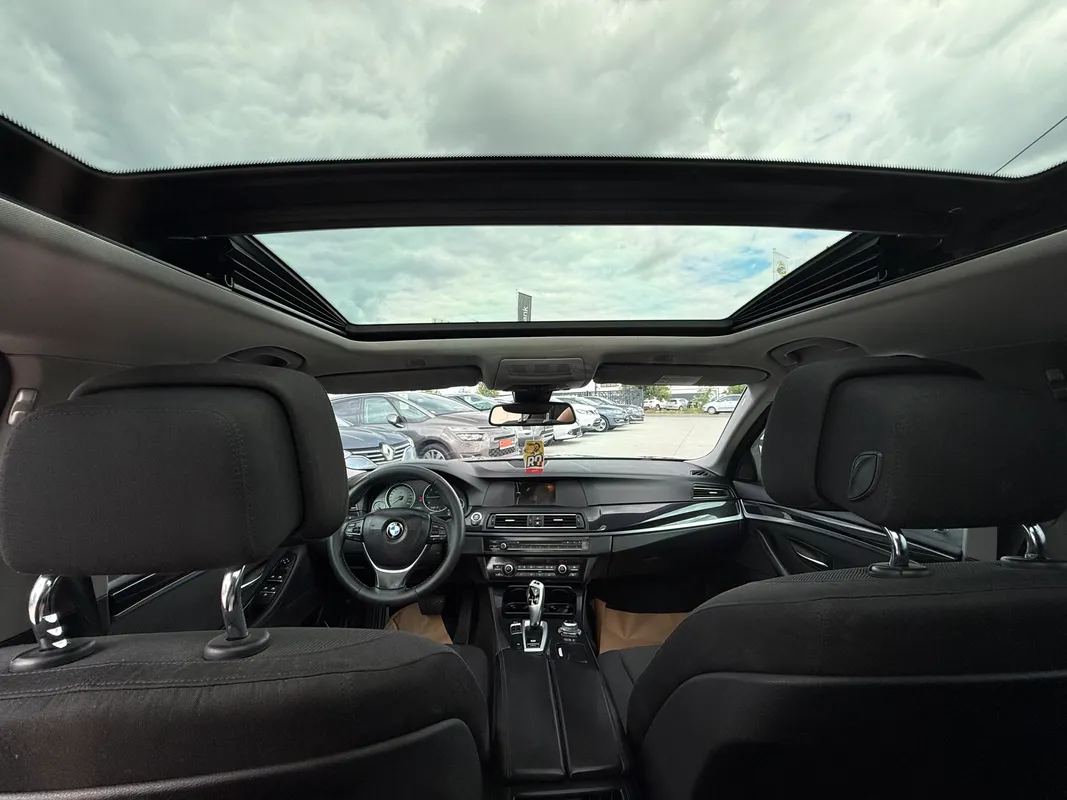 BMW Seria 5 F11 - fotografie 5