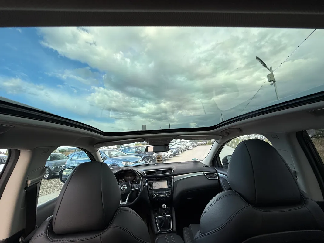 Nissan Qashqai Business Edition - fotografie 11