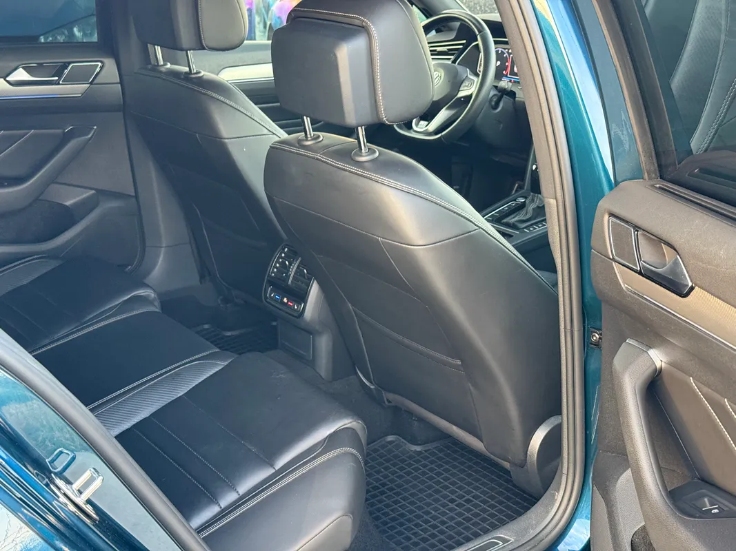 Volkswagen Passat - fotografie 12
