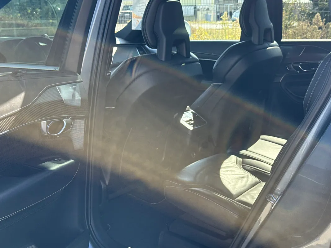 Volvo XC90 Polestar R-Design - fotografie 16