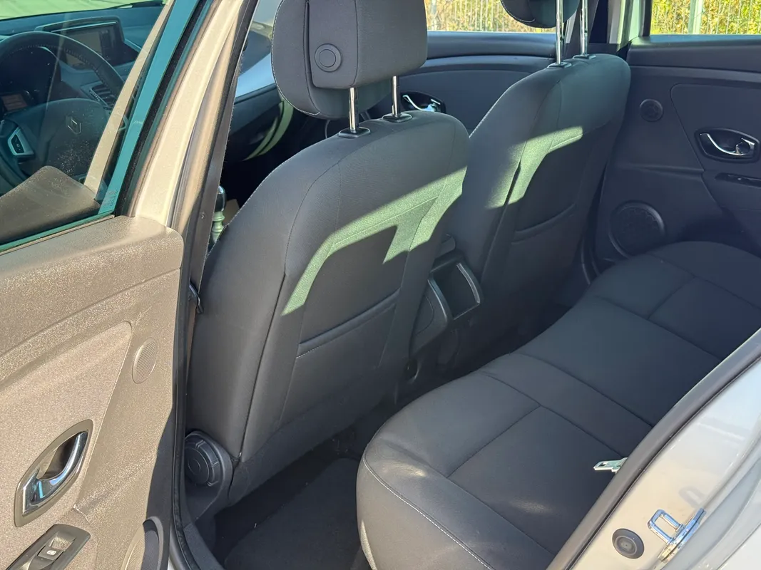 Renault Megane 1.5 dCi - fotografie 5