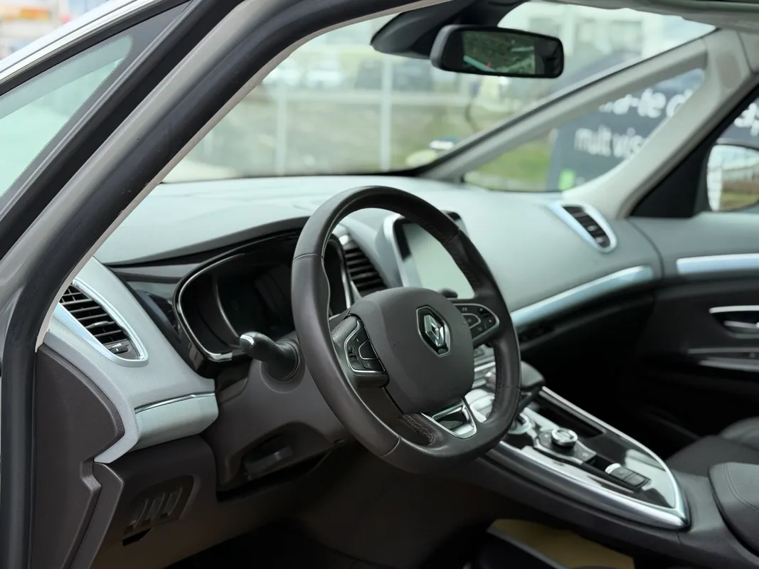Renault Espace - fotografie 4
