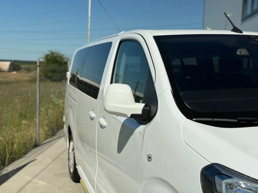 Peugeot Expert traveller 2020 - fotografie 2