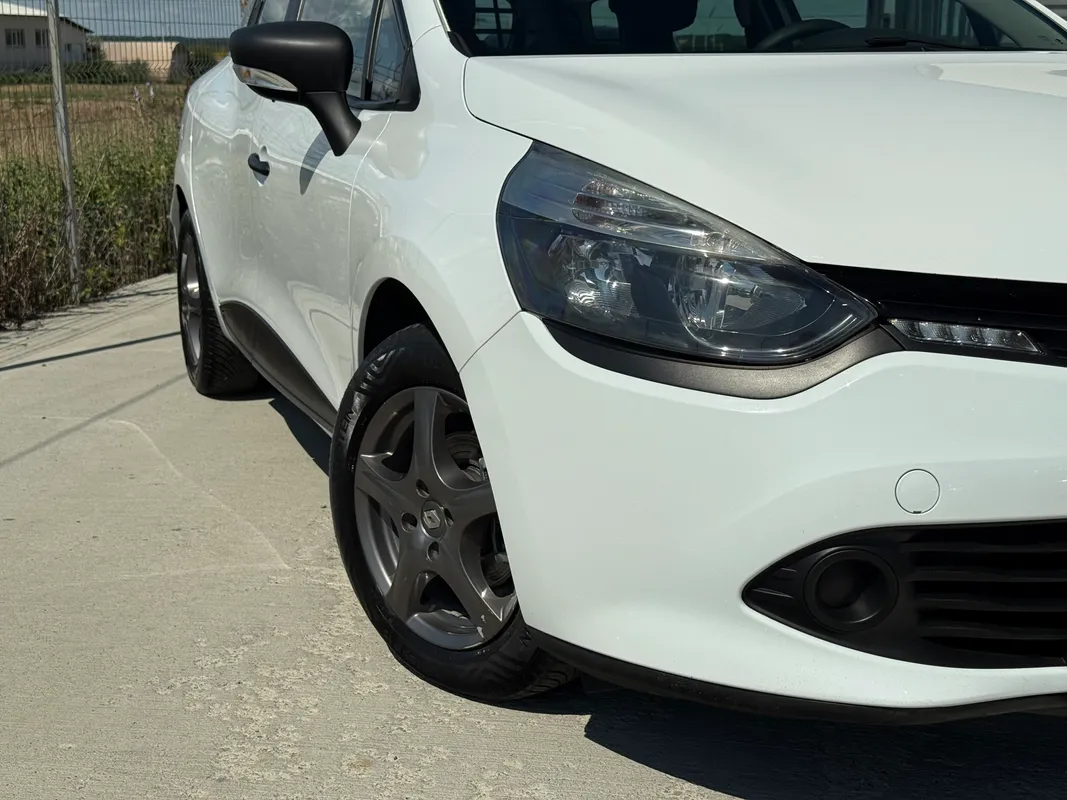 Renault Clio 1.5 dci - fotografie 2