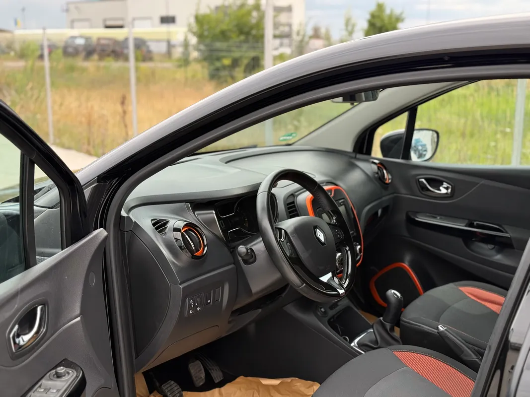 Renault Captur 1.5 dci - fotografie 5