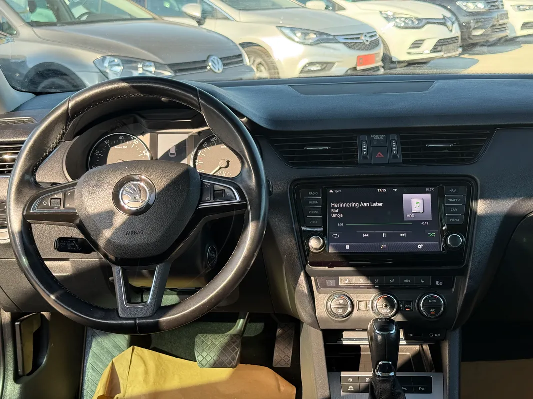 Skoda Octavia - fotografie 7